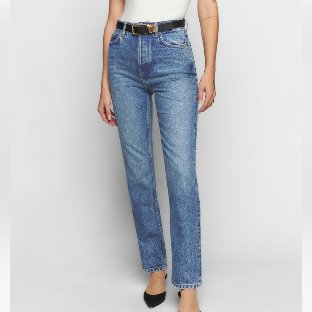 Reformation Cynthia High Rise Straight Long Jeans in size 30